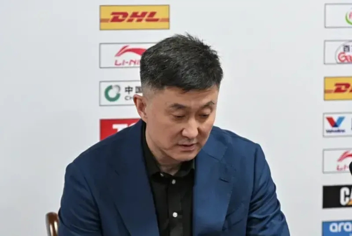 世界杯高清赛事直播地址-疆粤赛后采访!杜锋不满进攻暗示4球员,格兰强调防守谈新援情况|新疆|广东|张皓嘉|徐杰|王洪_新浪体育_新浪新闻