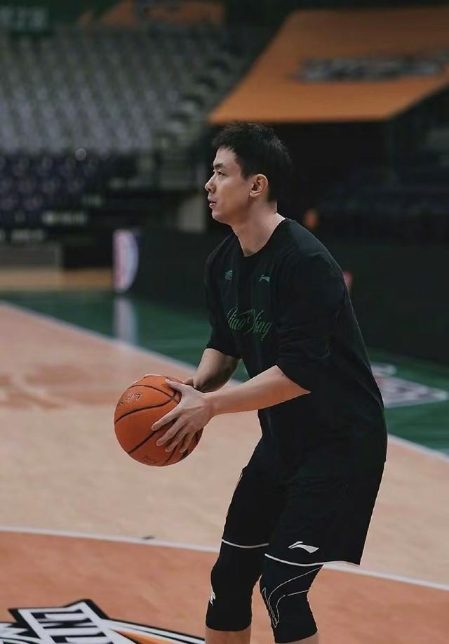 CBA全明星首周结果出炉 赵睿荣膺北区票王